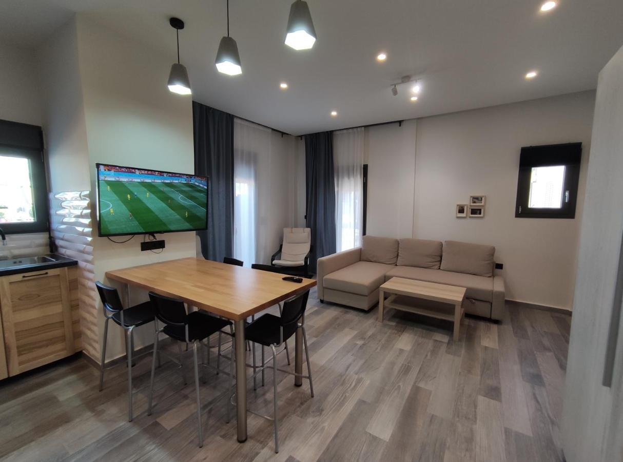 Bono Apartment Kalamata Bagian luar foto