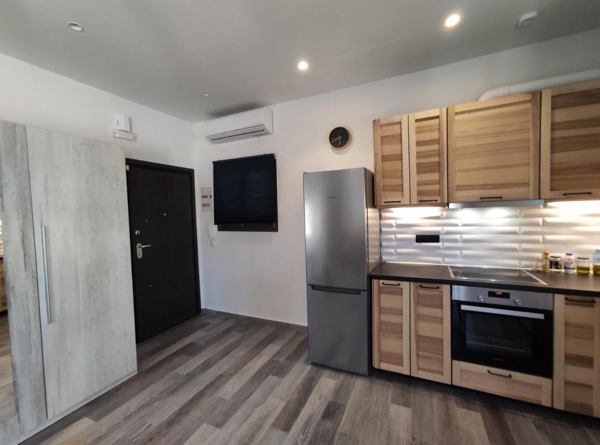 Bono Apartment Kalamata Bagian luar foto