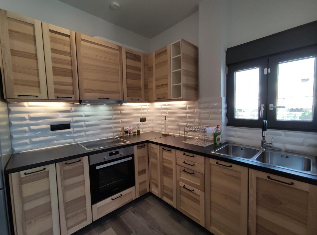 Bono Apartment Kalamata Bagian luar foto